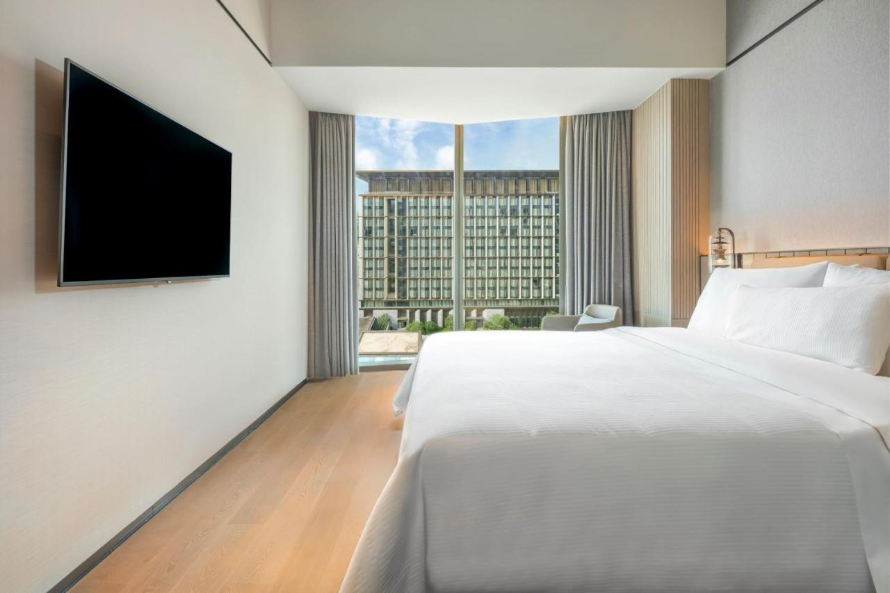 Element Guangzhou Baiyun Hotell Exteriör bild