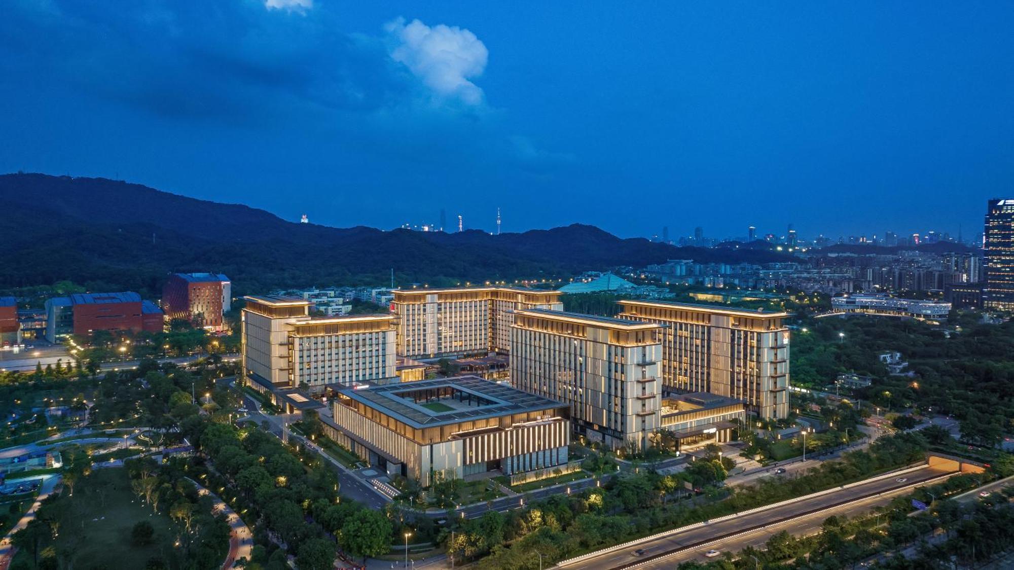 Element Guangzhou Baiyun Hotell Exteriör bild