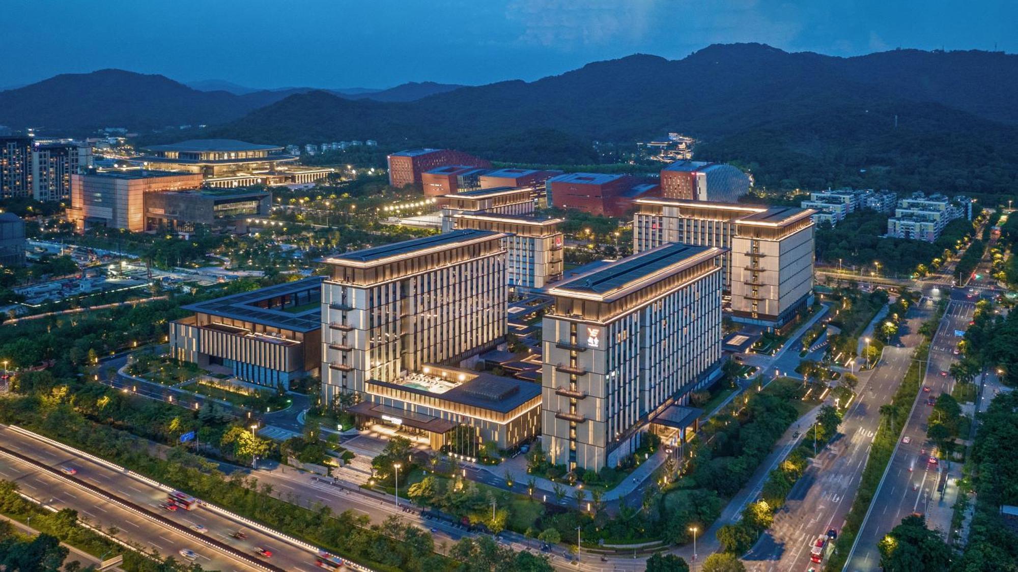 Element Guangzhou Baiyun Hotell Exteriör bild