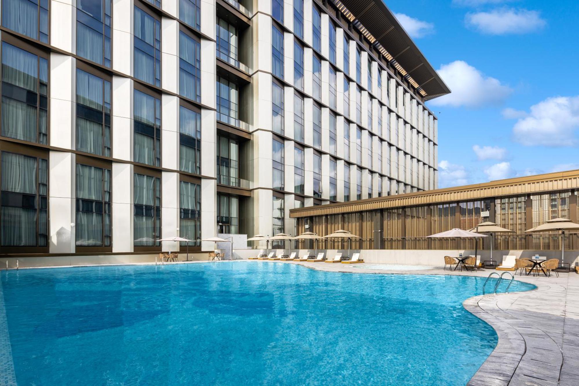 Element Guangzhou Baiyun Hotell Exteriör bild