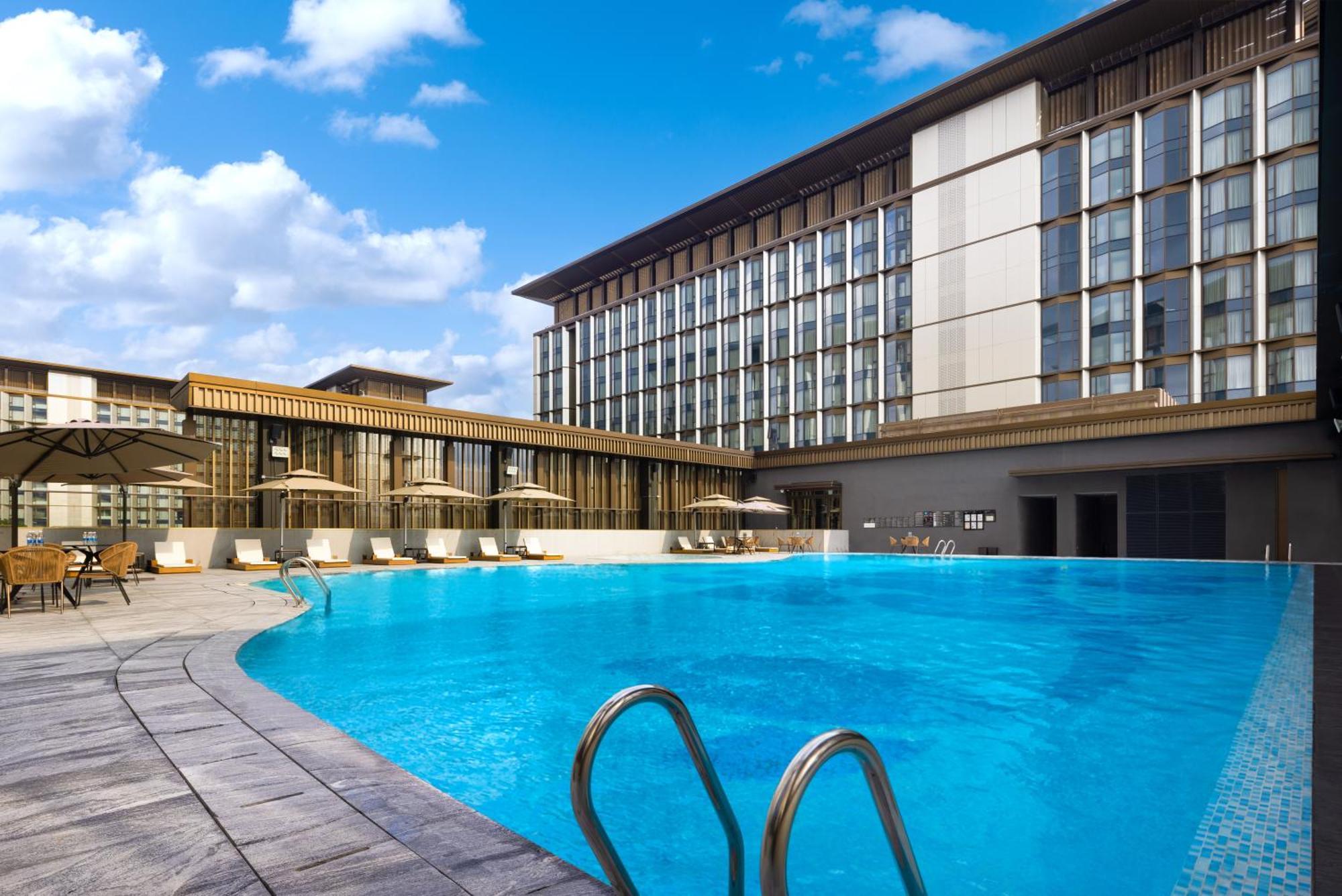 Element Guangzhou Baiyun Hotell Exteriör bild
