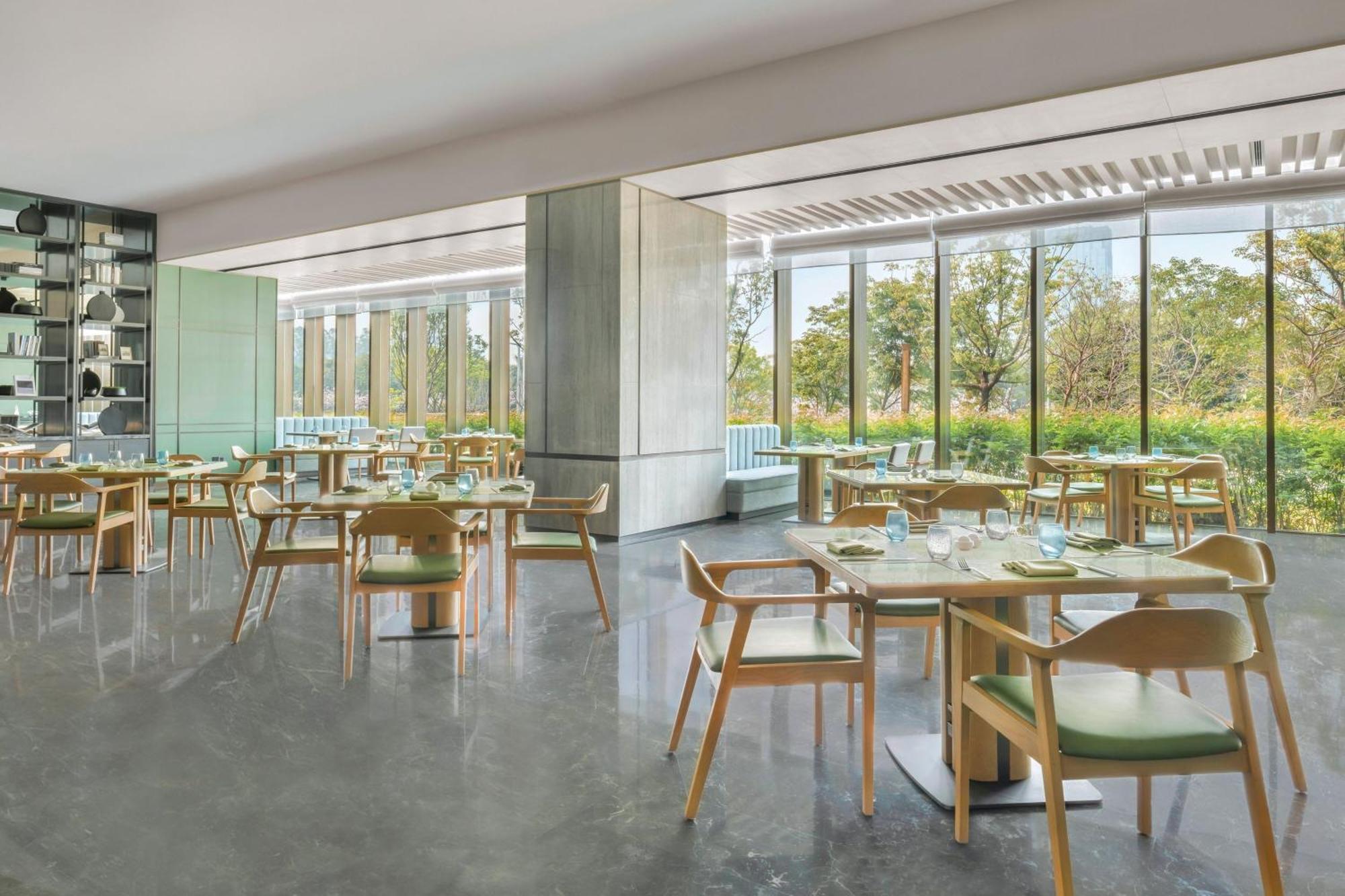 Element Guangzhou Baiyun Hotell Exteriör bild